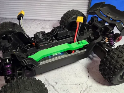 Extended Height Battery Hold Down for Mini Kraton