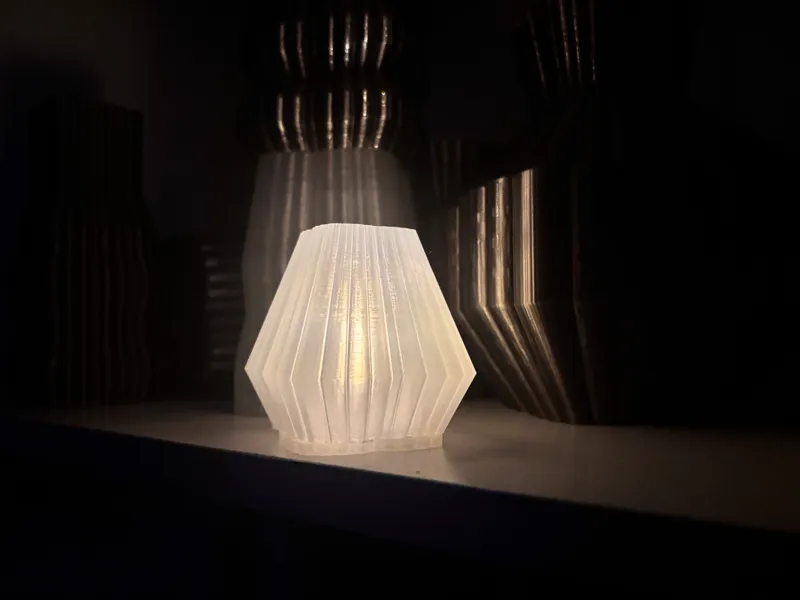 Modern Tea Lamp 
