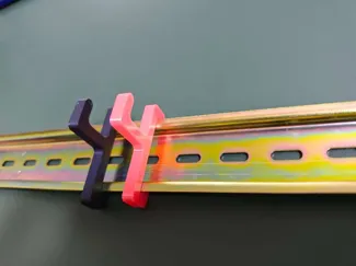 无需洞洞板-利用电气导轨制作的工具挂钩