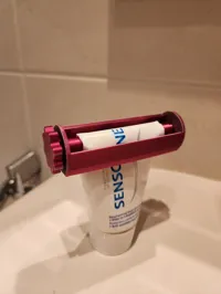 Presse-tube de dentifrice à enroulement — photo 2