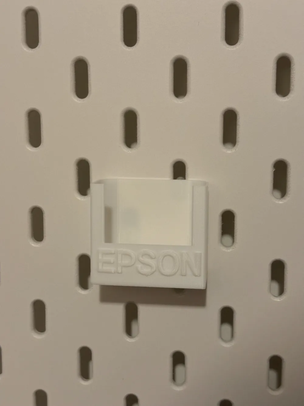 ikea-skadis-epson-projector-remote-holder-remixed-by-inferno3d-makerworld