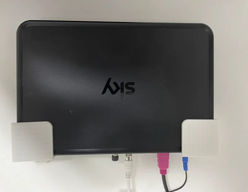 Sky Q wall mount - Sky Q Wandhalterung