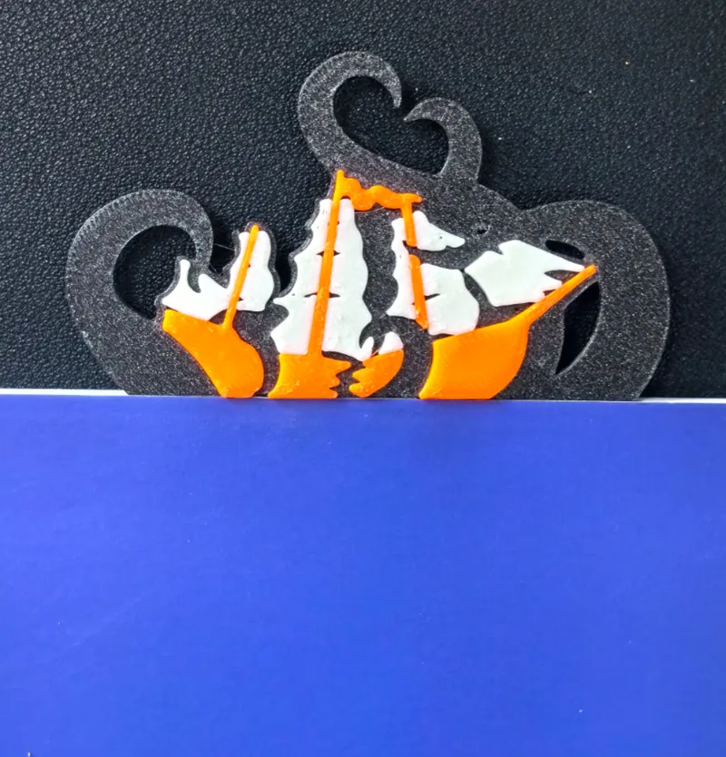 Bookmark-boat.Deep-sea squid