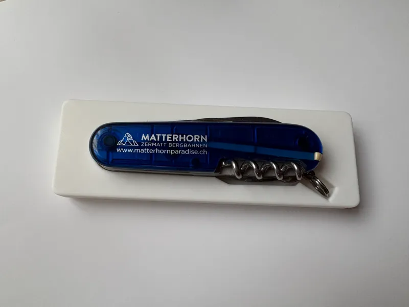 Victorinox Huntsman Gridfinity bin 3x1x2