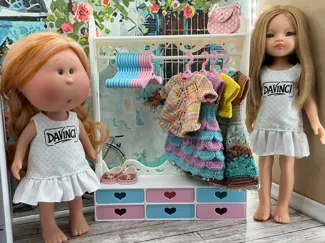 Doll Clothing Rack with Drawers 1:4