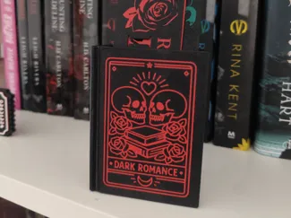 Portamarcapáginas edición Dark Romance