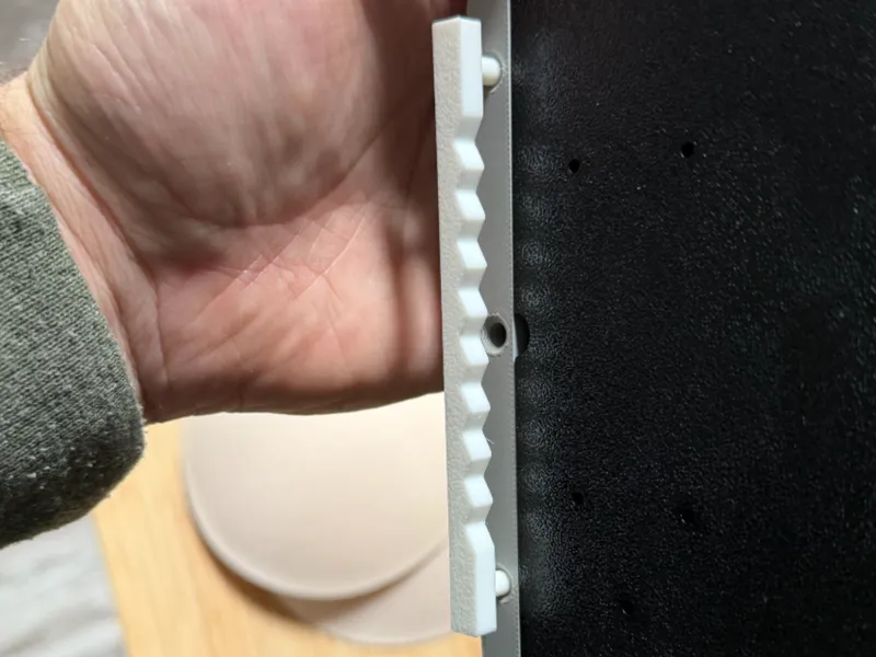 Waveshare 7.3" display frame wall hook