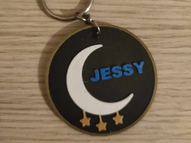 Llavero luna y estrellas personalizable