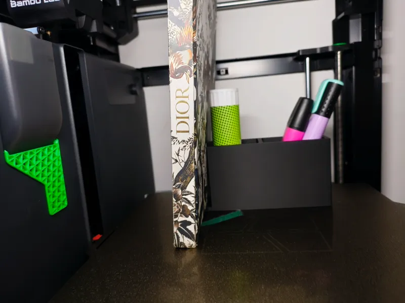 desk organiser with 20mm note book slot