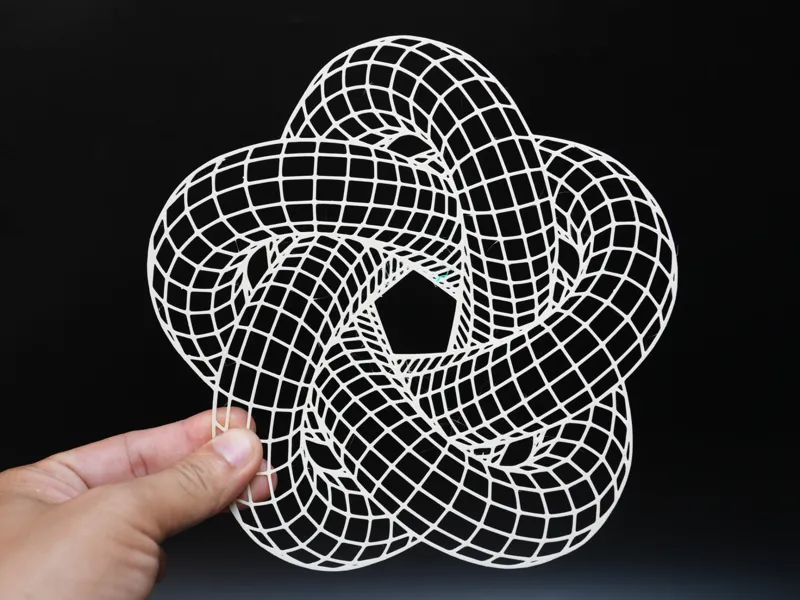 Infinity Loop Star Wireframe