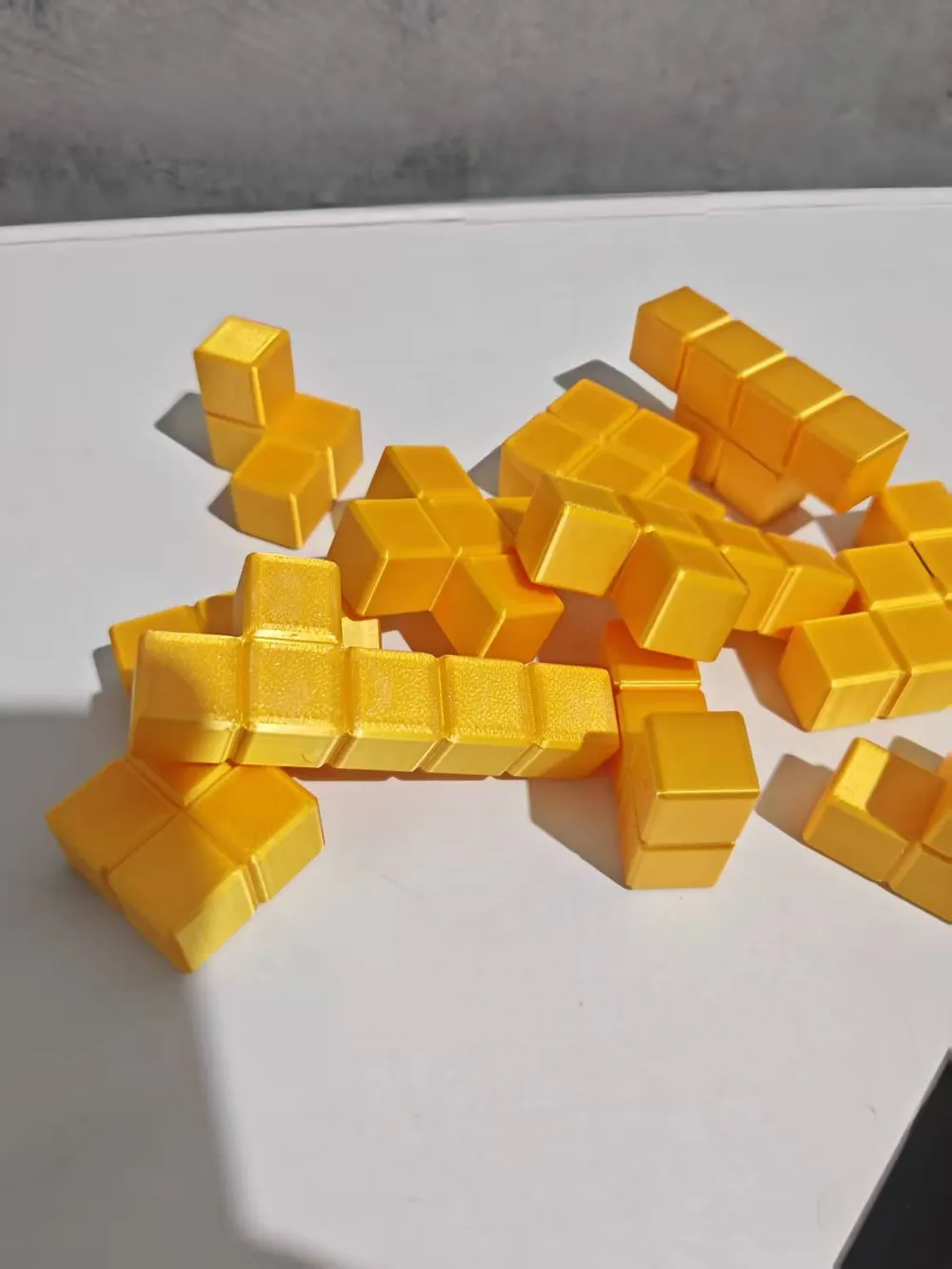 The strongest brain building block pyramid by 小厮工作室MakerWorld: Download ...