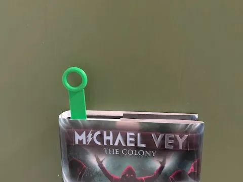 Easy pull fun Ring Bookmark