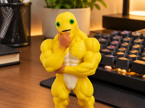 Modelo para impresión 3D: 魔鬼肌肉奶龙-思考者-办公室摆件 — referencia de MakerWorld