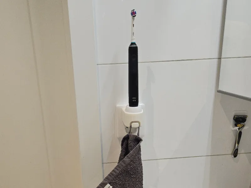 Braun / Oral-B toothbrush wall-mount with hook