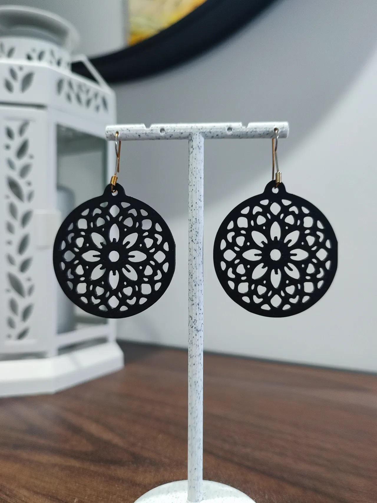 Aretes Flor de Loto Nocturna view 2