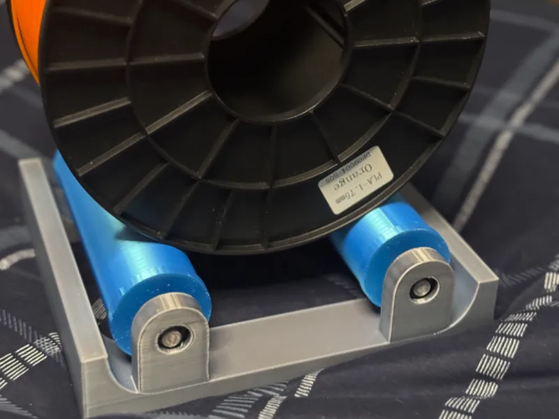 Wide Spool Holder, No Bearings Required!