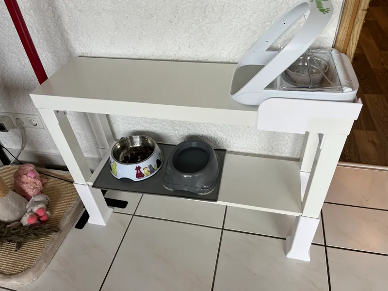 Futtertisch für Hund & Katz (Surefeed, IKEA Lack)