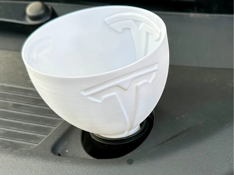 Wiper Fluid Funnel in TESLA design