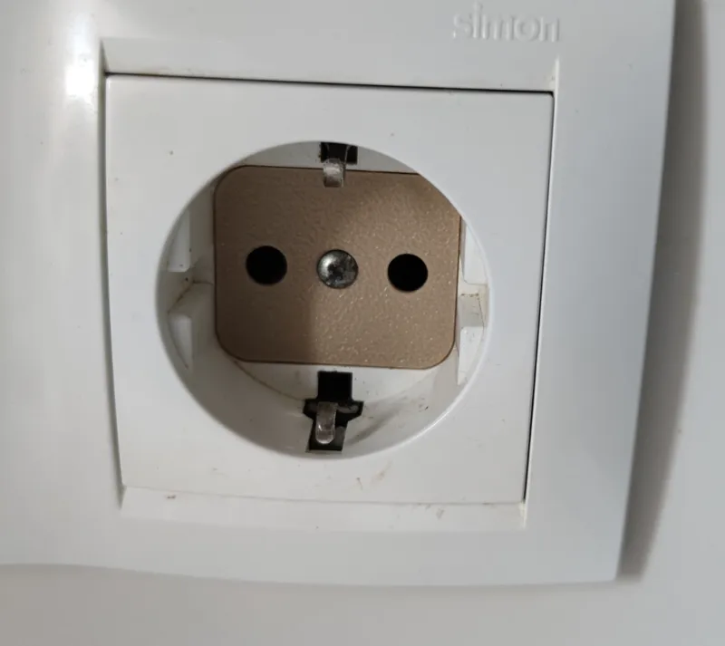 WALL PLUG INTERNAL COVER