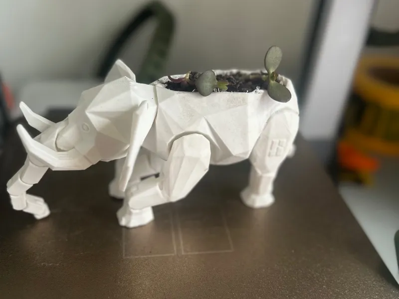 Elephant flower pot