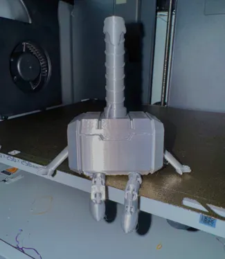 Thor Hammer|Miljonir| with articulated legs