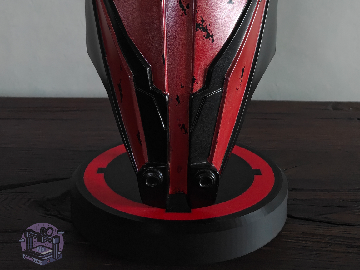 Darth Revan - Helmet/Mask Stand