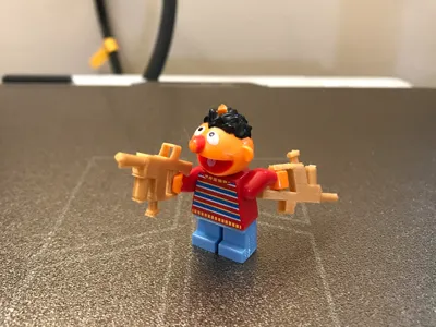 Kriss Vector Minifigure size