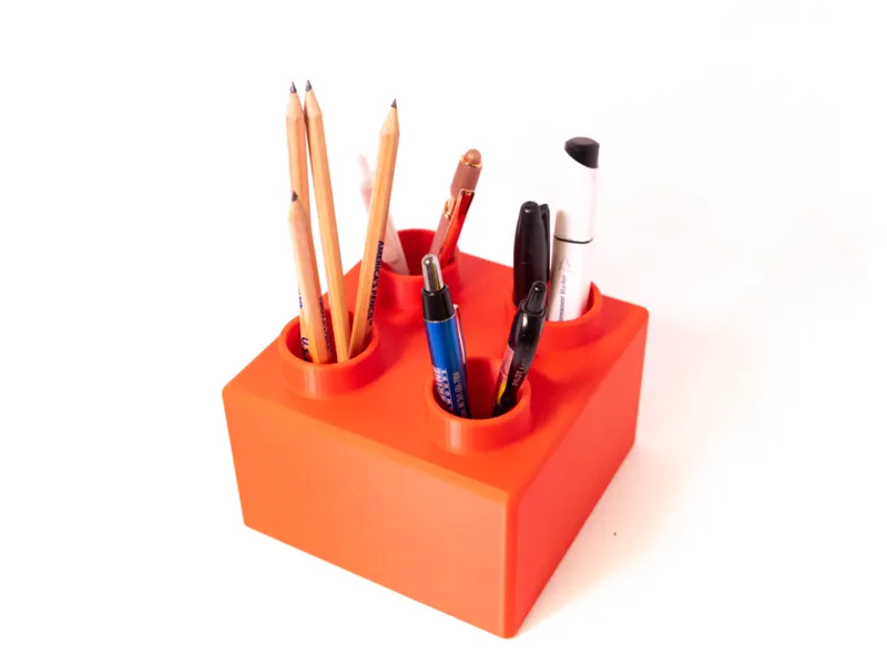 4x4 Brick-Inspired Pen Holder