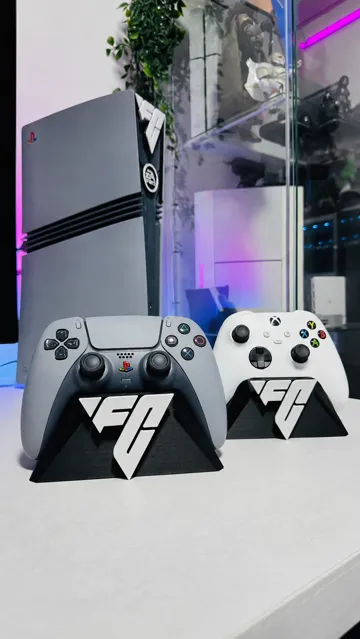 Caja o estuche: FC Controller Stand – DualSense e Xbox — vista de referencia 3