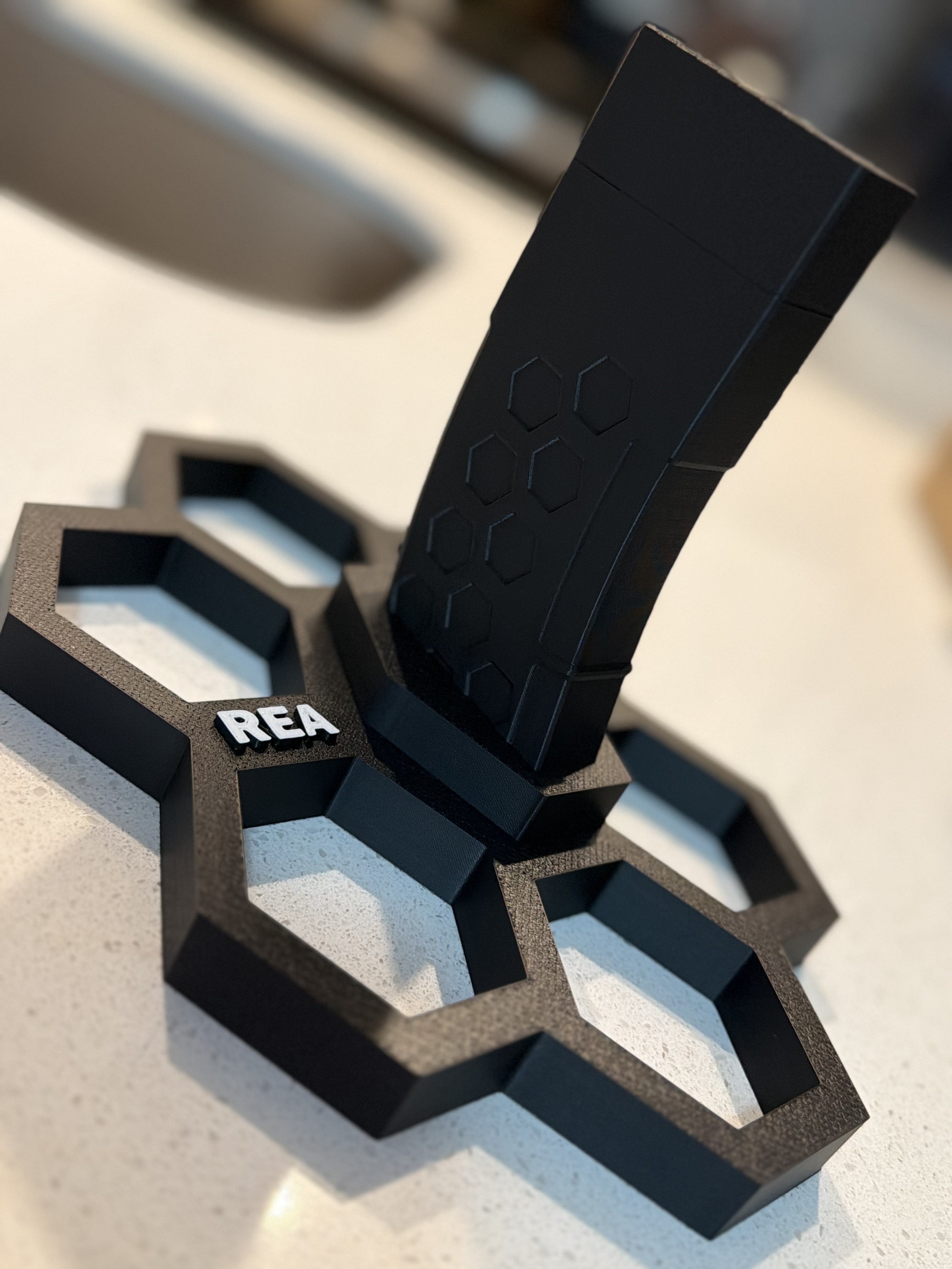 Miniatura 2 do modelo 3D AR15 Stand with optional lighting