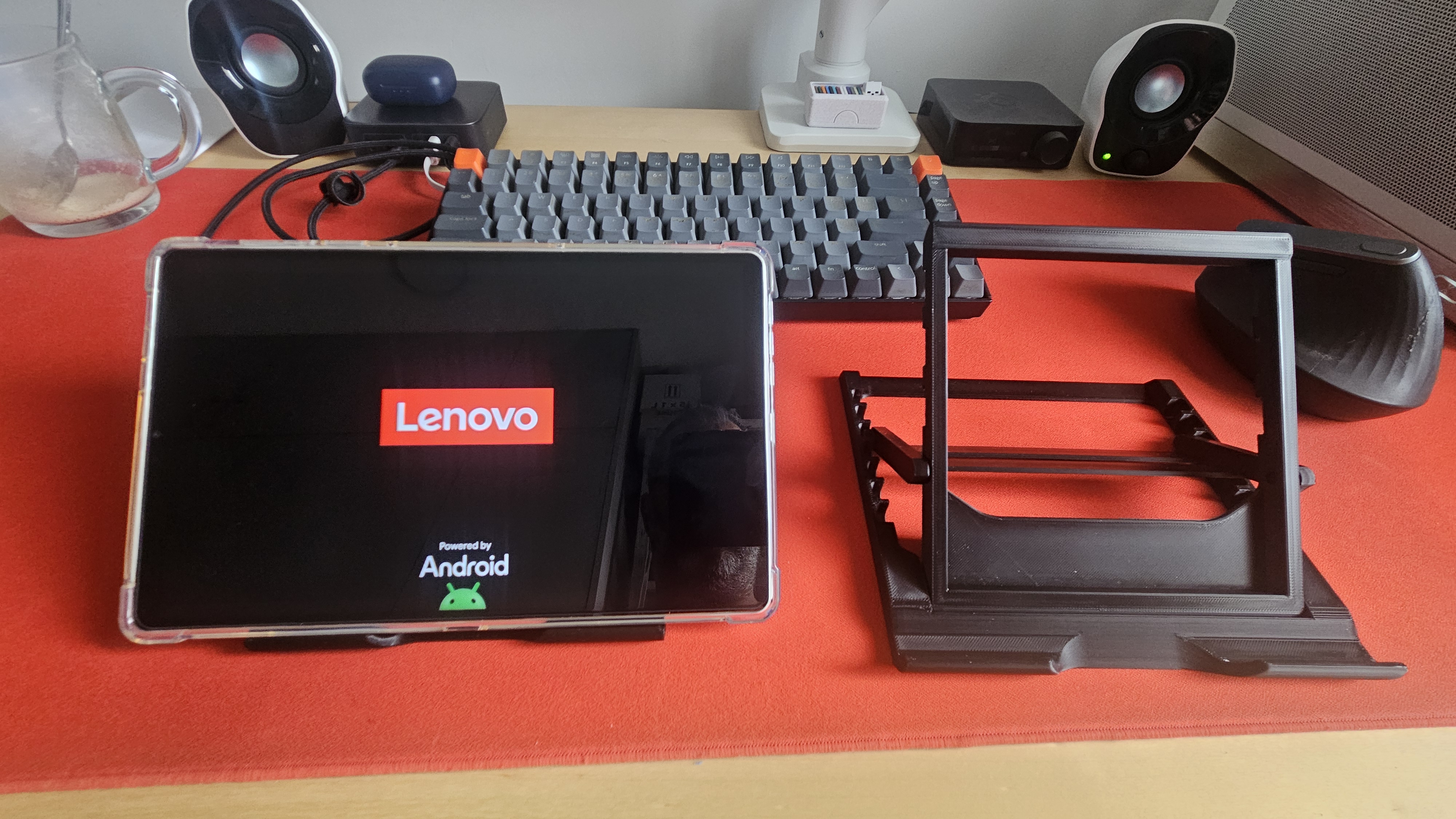 Miniatura 4 do modelo 3D Adjustable-Angle Drawing Pad / Tablet Stand