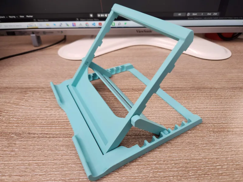 Adjustable-Angle Drawing Pad / Tablet Stand
