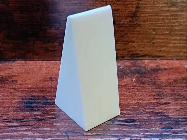 Minimalist Poster Stand - Ultra-Fast Print