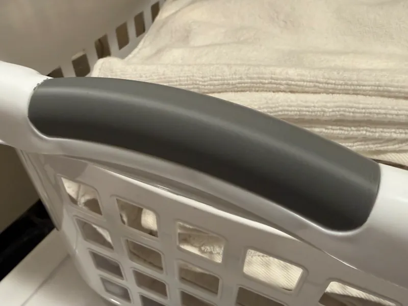 Sterilite laundry hamper handle insert replacement