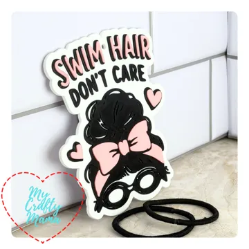 Accesorio para sujetar ligas de cabello: Swim hair dont care hair tie keychain — vista de referencia 3