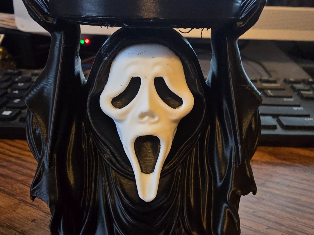 Ghost face statue - 1