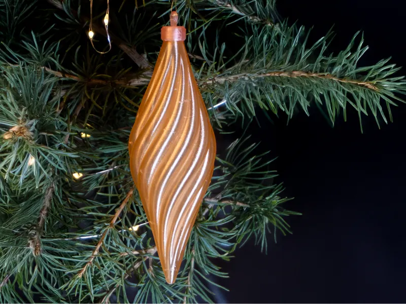 classic swirl teardrop