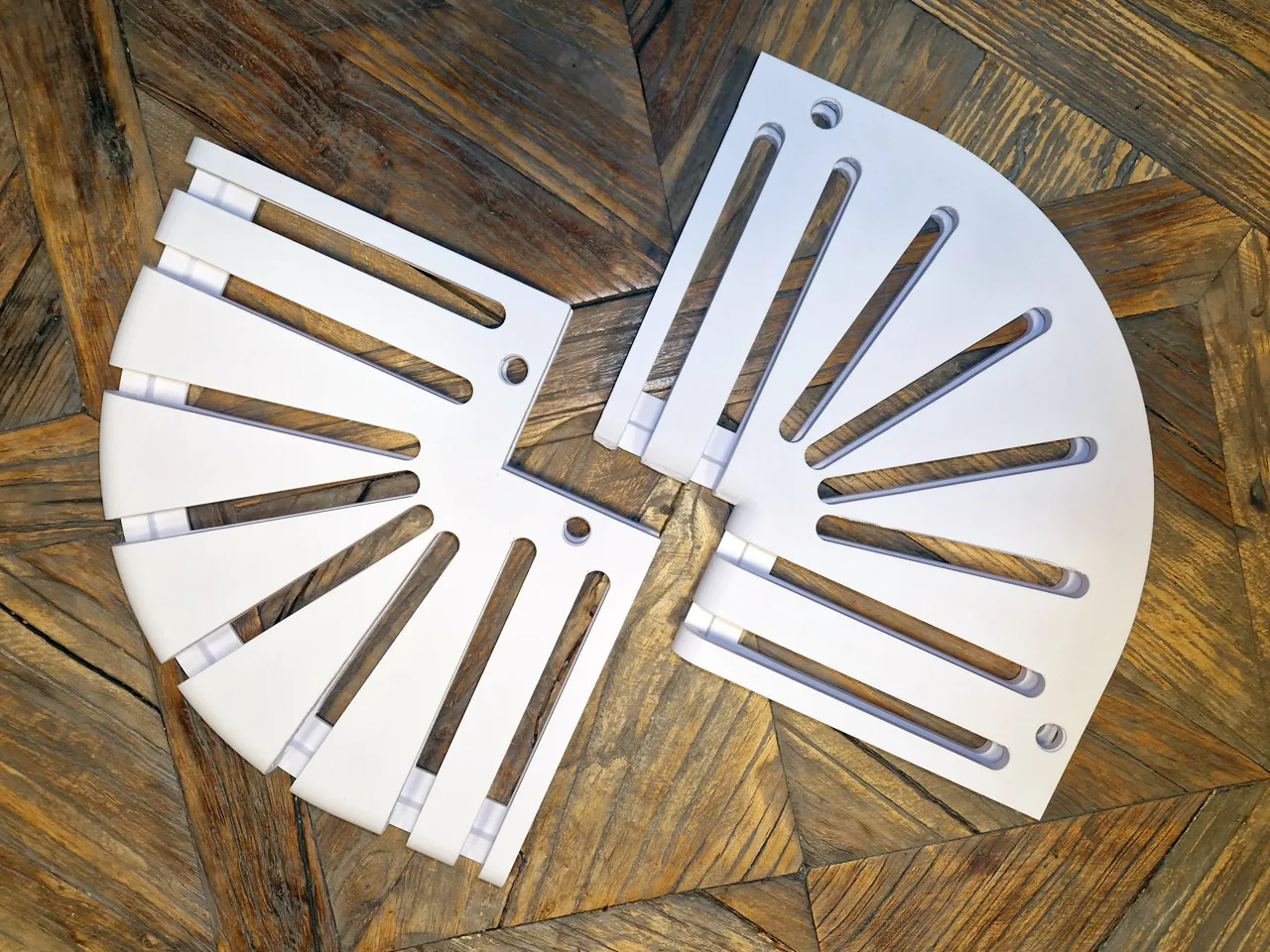 Modular LED Shelf for Wall / Decoration / Skadis view 4