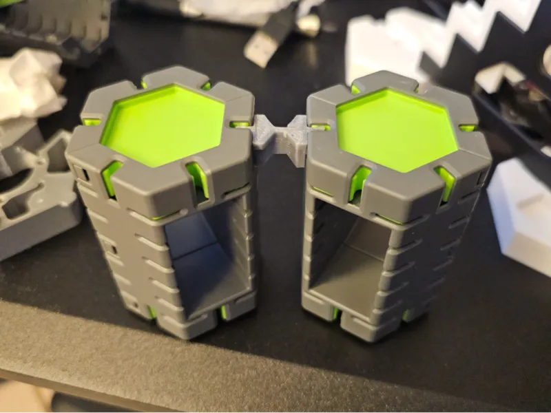 The ONLY H-Pin for GraviTrax Pillars (USE THIS 1)