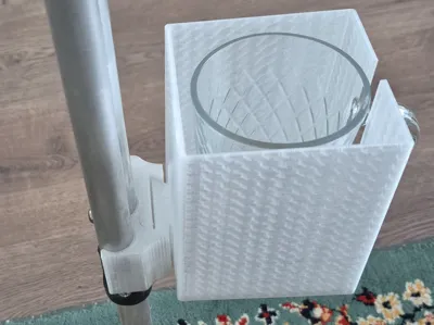 Item holder for crutches