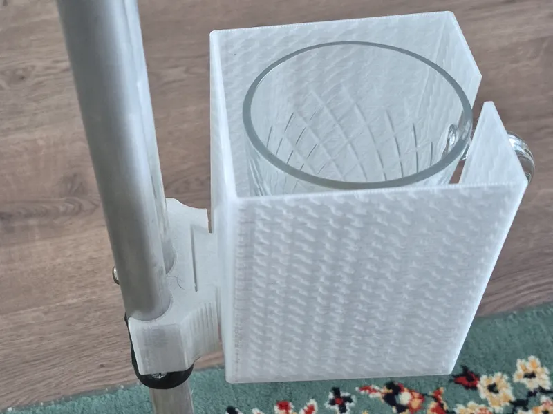 Item holder for crutches