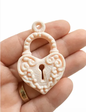 Llavero: Victorian Heart Lock Charm – Multi-Use — vista de referencia 3