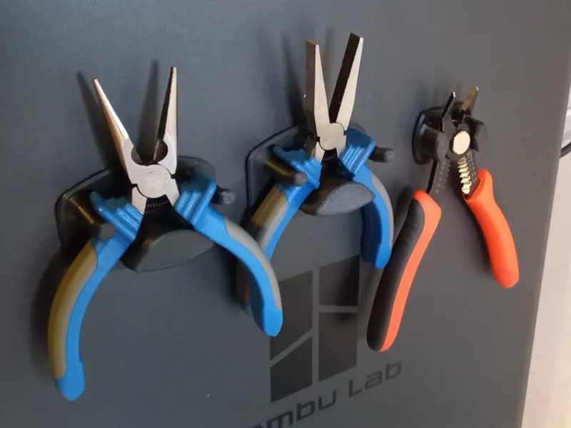 Basic Tool hanger