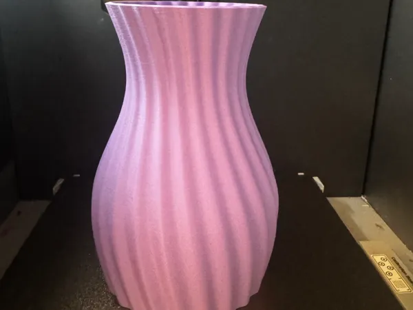 Vase vague pour fleurs en briques