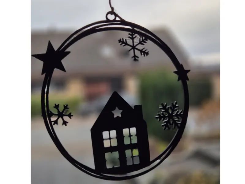 Weihnachts Fenster Aufhänger Haus mit Schneeflocke