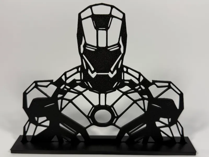 Line Art Iron Man with stand