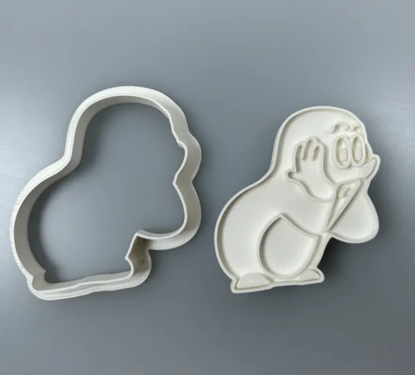 https://makerworld.bblmw.com/makerworld/model/USbc532292d2fc6a/design/2024-06-03_0c1b19f7f4338.jpg
