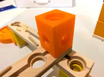 Quadrilla pillars with 3-way or 4-way routes