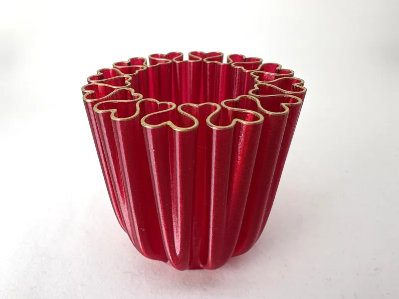 "Touching Hearts" Sentiment Vase