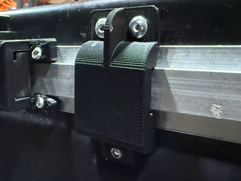 Hakr roof box